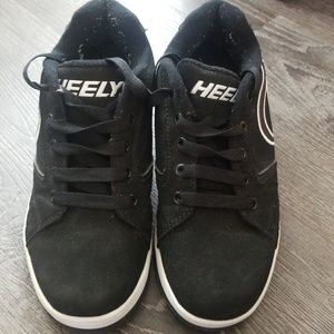 Heelys size youth 6